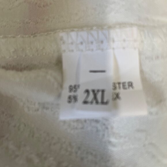 Unbranded White Textured Button-Down Top 2XL Rolled Sleeves Casual Office Comfy - Picture 8 of 9